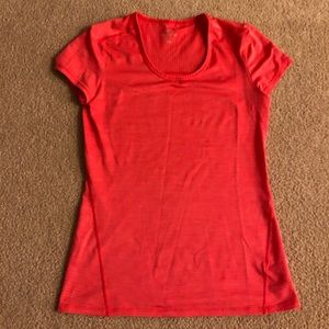 Athleta Shadow Stripe Chi Tee